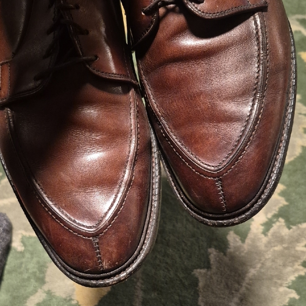 Allen Edmonds Men's Dark Brown Leather Derby Oxfords - Picture 7 of 14